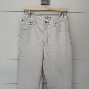 Abercrombie & Fitch Women’s 6 Long White 70s Vintage Flare Jeans